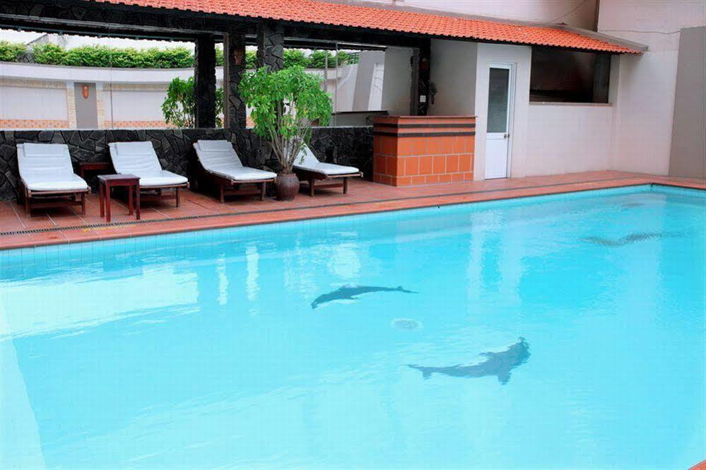 Angella Hotel На Транг Екстериор снимка